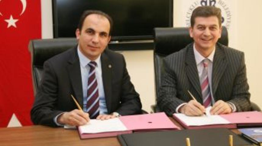 Personel işaret dili &ouml;ğrenecek, işitme engelli derdini kolay anlatacak