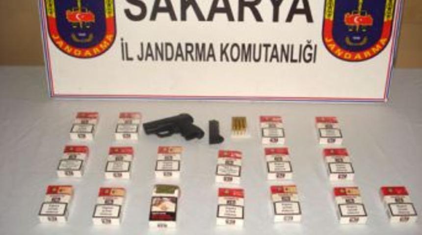 Sakarya'da uyuşturucu operasyonu: 2 kişi g&ouml;zaltına alındı