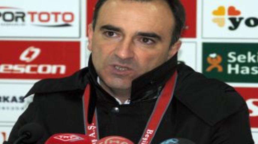 Carvalhal: Zorlu bir rakibe karşı hak ettiğimiz bir galibiyet aldık