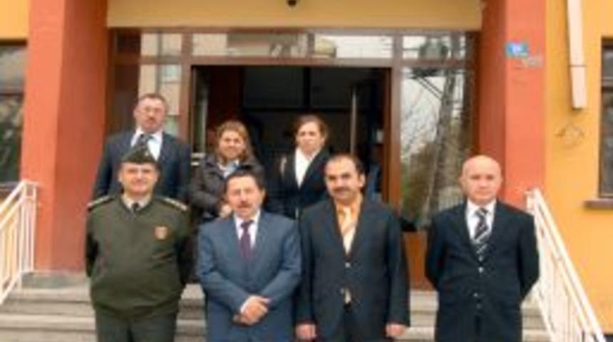 Vali Balkanlıoğlu, Orman İşletme M&uuml;d&uuml;rl&uuml;ğ&uuml;'n&uuml; ziyaret etti