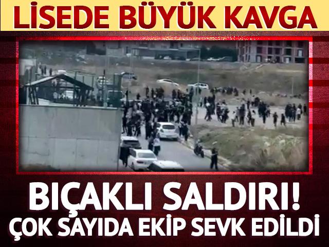Esenyurt'da lise &ouml;ğrencileri arasında b&uuml;y&uuml;k kavga! &Ccedil;ok sayıda ekip sevk edildi