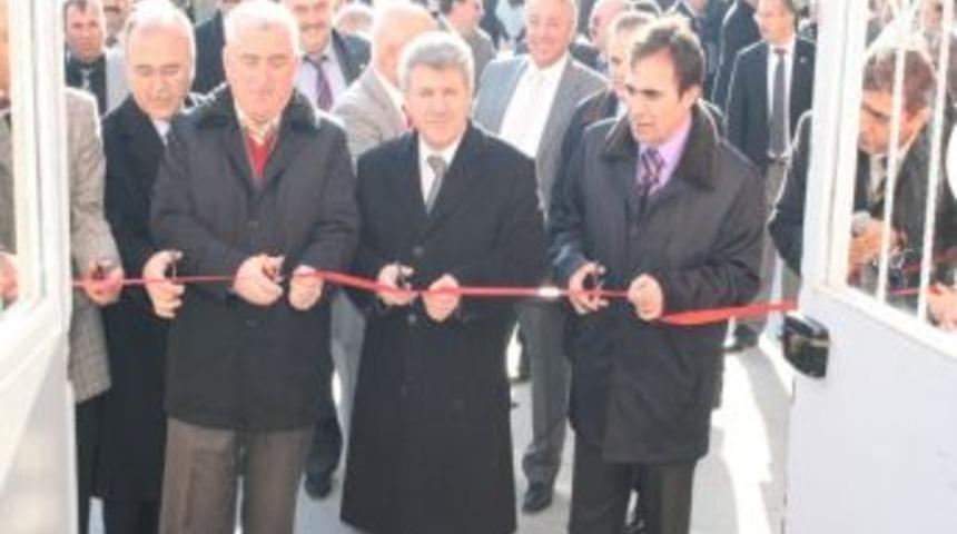 Gazili &ouml;ğrenciler, yeni yemekhaneye kavuştu