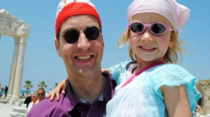 Manavgat'ta gen&ccedil;ler Rus&ccedil;a kursuna ilgi g&ouml;steriyor