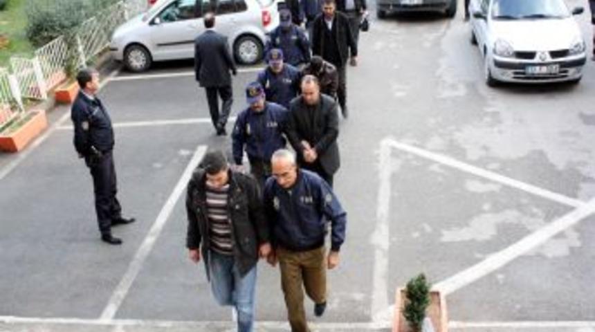 Ter&ouml;ristin yakınları askeri birliğe 200 metre uzaklıkta ev tutmuş