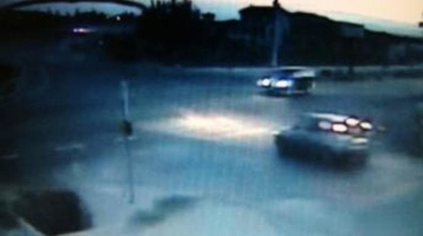 Cinayet gibi kazada ağabeyi &ouml;len, kendisi ağır yaralanan doktor isyan etti