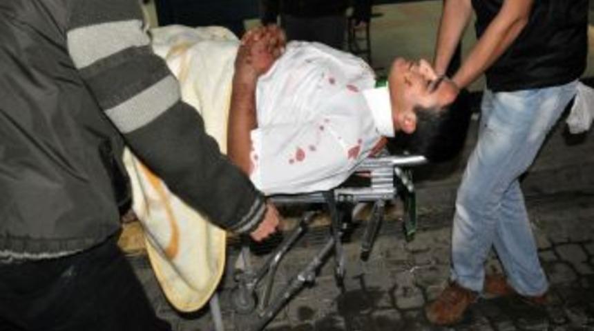 Afyonkarahisar'da zincirleme trafik kazası: 5 &ouml;l&uuml;, 54 yaralı