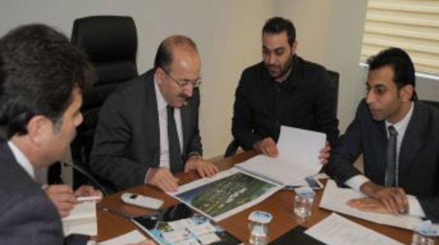 Trabzon Belediye Başkanı G&uuml;mr&uuml;k&ccedil;&uuml;oğlu: Yatırımcının herzaman yanındayız