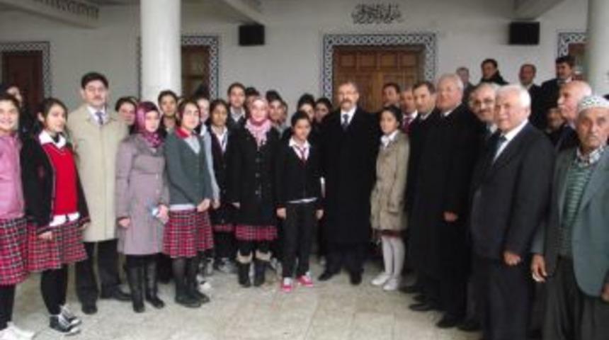 Osmaniye Valisi Cerrah D&uuml;zi&ccedil;i'ni ziyaret etti