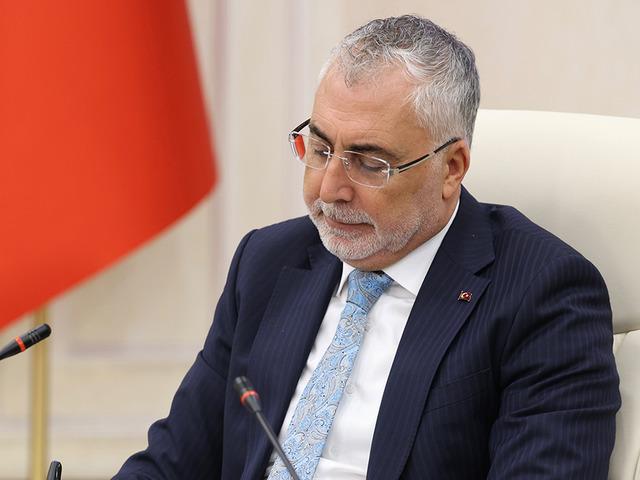 Bakan Işıkhan: İşsizliği daha aşağı &ccedil;ekmek i&ccedil;in yeni politika ara&ccedil;larını devreye alıyoruz
