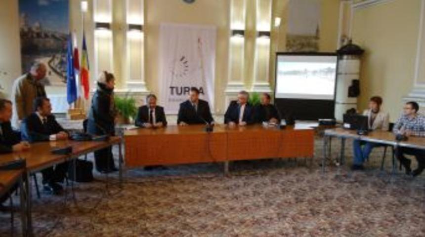 &Ccedil;ankırı protokol&uuml; Romanya'da incelemelerde bulunuyor