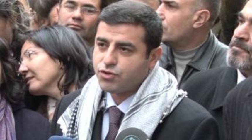 Demirtaş: Partimize haksız saldırılarda bulunuluyor