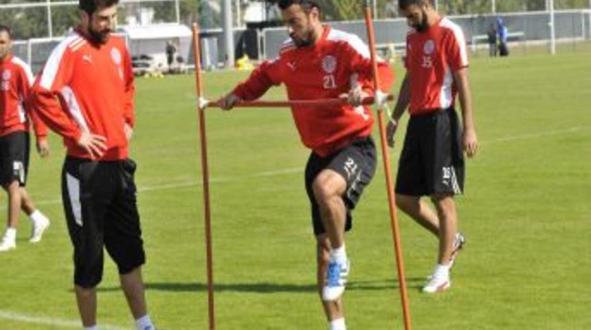 Mehmet &Ouml;zdilek: Gol yollarında sıkıntı yaşıyoruz