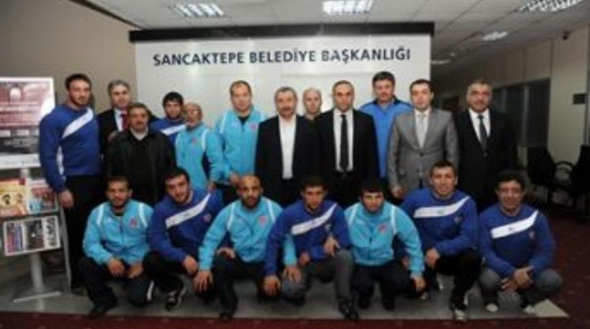Şampiyonlardan Başkana  ziyaret