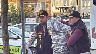 Son dakika: Arkadaşını bı&ccedil;aklayarak &ouml;ld&uuml;ren cinayet ş&uuml;phelisi adliyeye sevk edildi