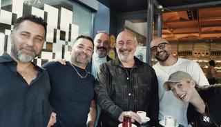 Cem Yılmaz 'kalp damar grubu' notuyla paylaştı!
