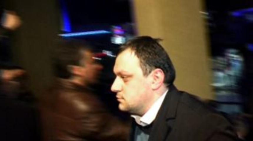 Milli Emlak operasyonunda g&ouml;zaltına alınan 12 kişi adliyeye &ccedil;ıkarıldı