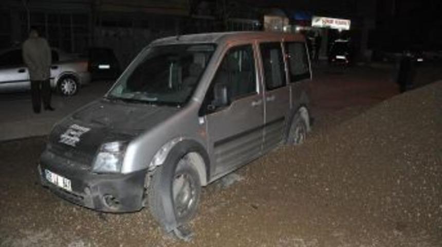 Yol yapım &ccedil;alışması kazaya neden oldu