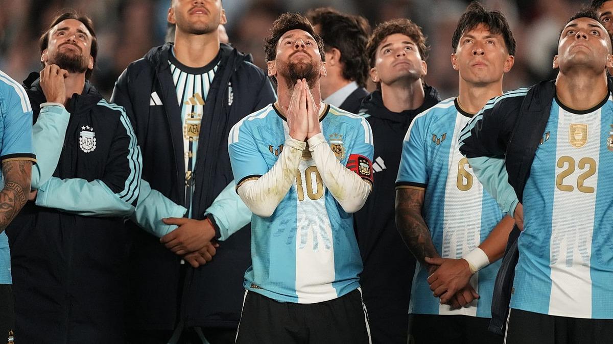 Cristiano Ronaldo dan Lionel Messi ye duygusal veda! Icardi de unutmadı... 1
