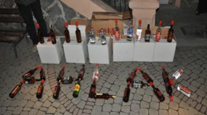 Yılbaşı &ouml;ncesi İzmir'de ka&ccedil;ak i&ccedil;ki operasyonu