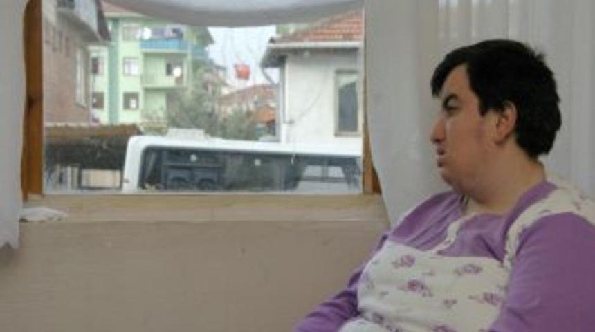 20 yıldır engelli olan Tuba&rsquo;nın hayali d&uuml;ğ&uuml;ne gitmek