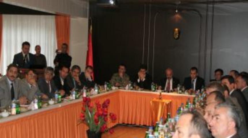 T&uuml;rk Telekom, doğuda kablo hırsızlığından yana dertli