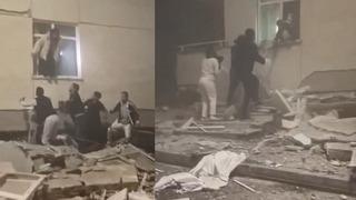 Yıkımdan saniyeler sonra... Çöken binaya karanlıkta yardıma koştular