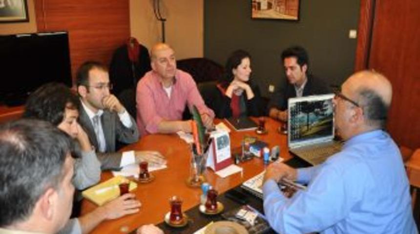 &lsquo;Derviş ve &Ouml;l&uuml;m&rsquo; Amsterdam&rsquo;a gidiyor