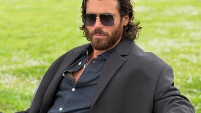 Can Yaman son görüntüsüyle şaşırttı! Görenler tanıyamıyor