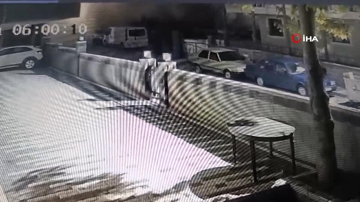 Son dakika... Maltepe deki binanın &ccedil;&ouml;k&uuml;ş anı kamerada! 2
