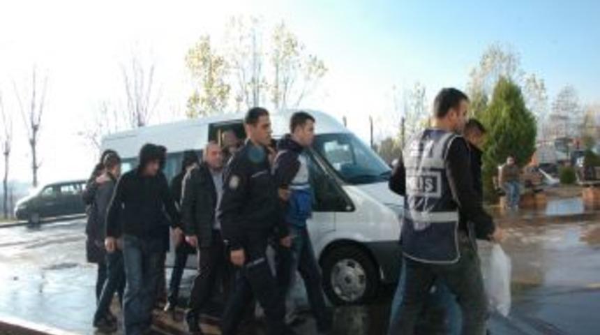 Uyuşturucu şebekesini &ccedil;&ouml;kerten polise teşekk&uuml;r mailleri yağıyor