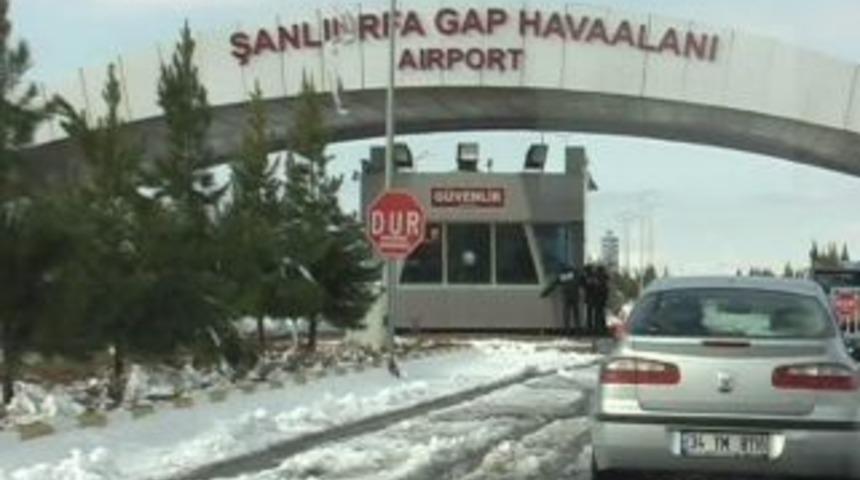 Hava ulaşımına kar engeli