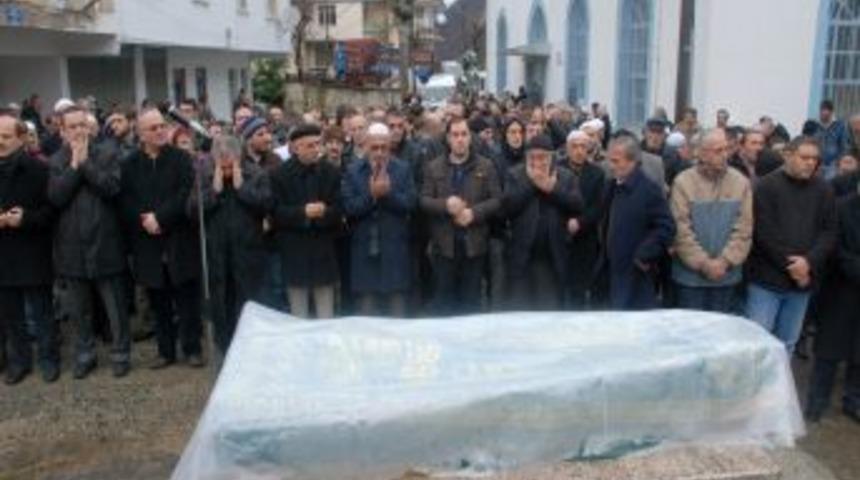 Kutuz Hoca son yolculuğuna uğurlandı