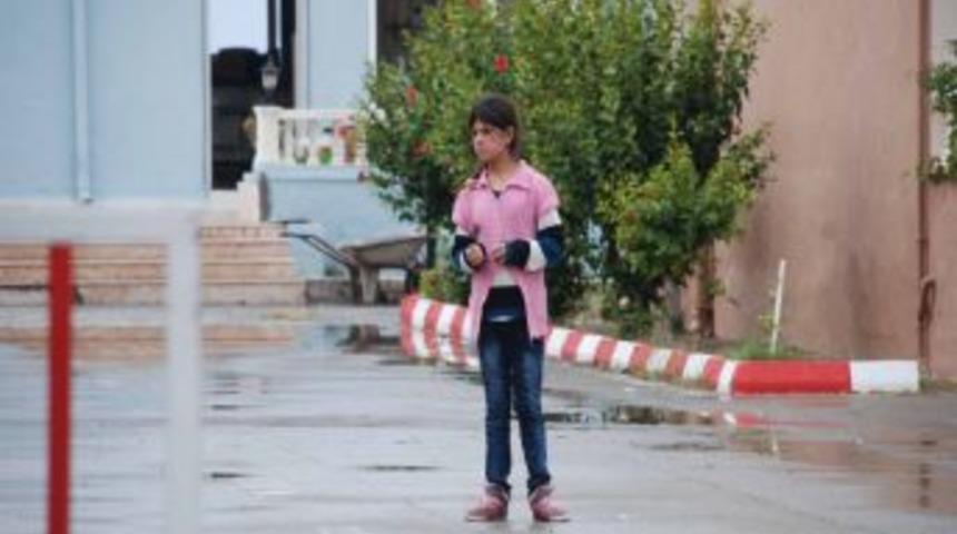 Van'dan gelen depremzedeler g&uuml;ne umutla uyandı