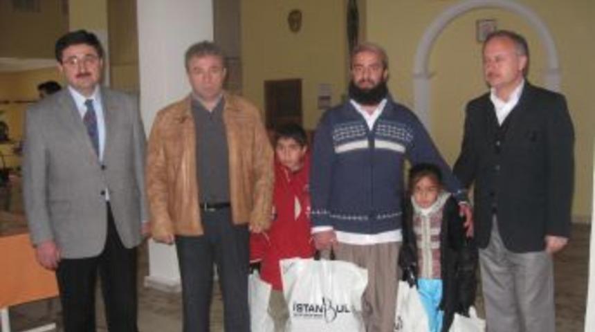 Turhallı işadamları, depremzedeleri ziyaret etti