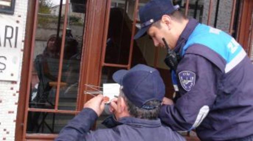 Ey&uuml;p&rsquo;teki &lsquo;mezar evler&rsquo; boşaltıldı