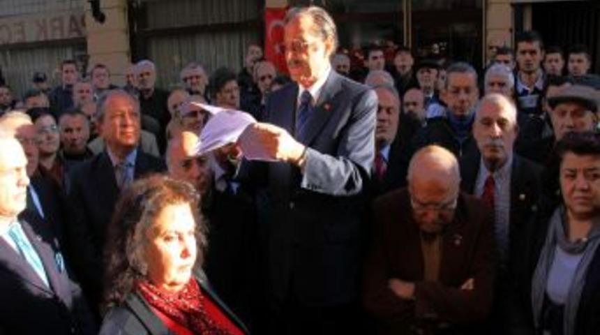 CHP İl Başkanı &Uuml;stay'dan operasyon tepkisi