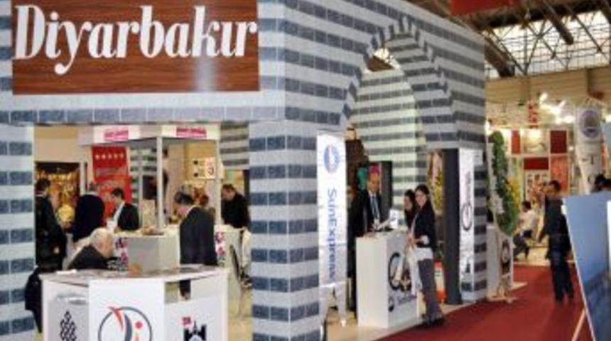 Turizm fuarında Diyarbakır standı yoğun ilgi g&ouml;rd&uuml;