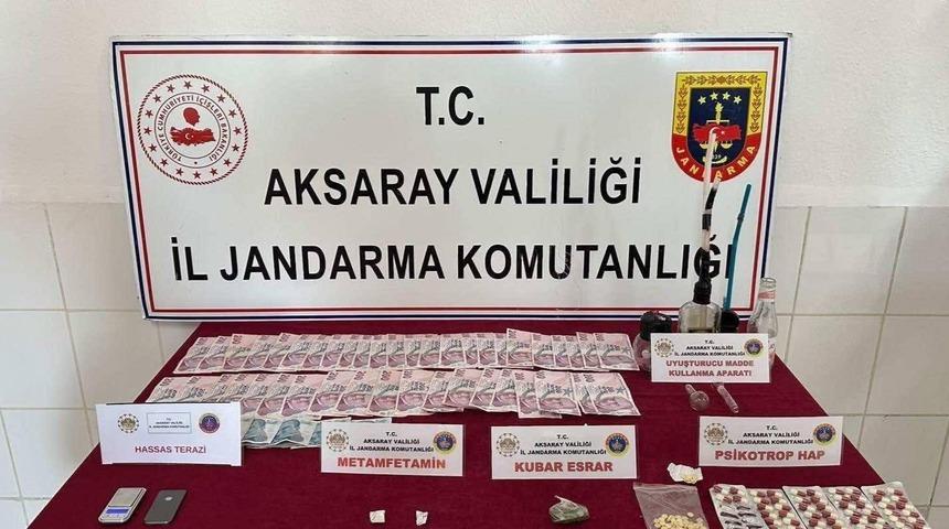 Aksaray&rsquo;a uyuşturucu sevkiyatına jandarma darbesi