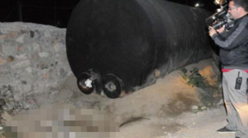 20 yerinden bı&ccedil;aklayıp sokağa attılar