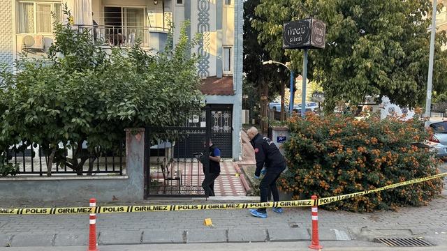 Aydın'da eski eşi tarafından tabancayla vurulan kadın öldü