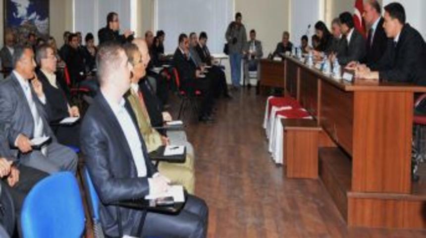 Başkan Ayanoğlu: Mardin&rsquo;in geleceğini d&uuml;ş&uuml;n&uuml;yoruz