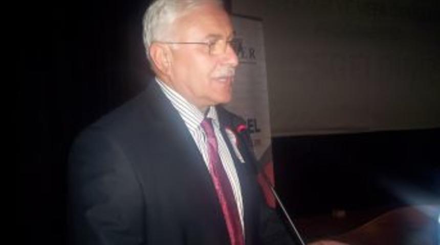 YETİMDER, g&ouml;n&uuml;ll&uuml;lerini &ouml;d&uuml;llendirdi