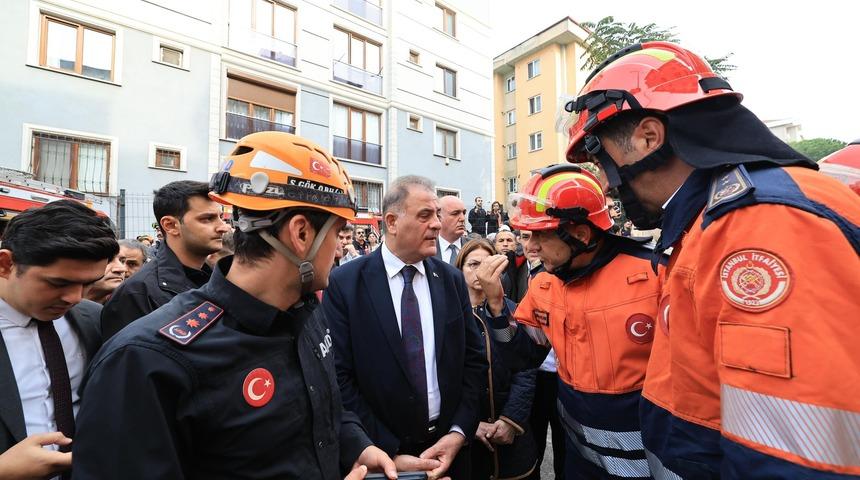 Maltepe'de &ccedil;&ouml;ken binanın ardından İBB Başkanvekili Nuri Aslan'dan vatandaşlara &ccedil;ağrı: "Gerekli &ouml;nlemleri almak zorundayız"