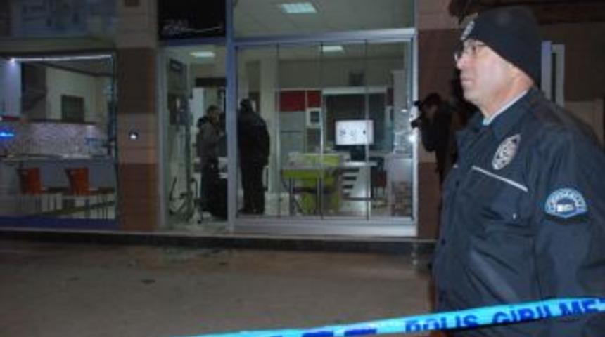 Eski patronunu rehin alan şahıs teslim oldu