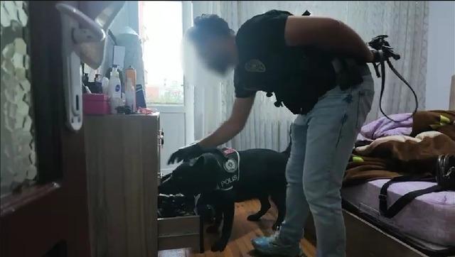 Denizli’de düzenlenen uyuşturucu operasyonunda 10 şüpheli tutuklandı 4