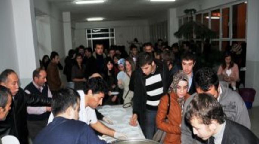 Ziraat Fak&uuml;ltesi &ouml;ğrencileri hocaları ile tanıştı