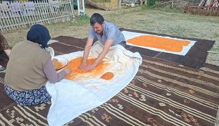 Anadolu'nun bin yıllık şifa kaynağını birlikte ufaladılar