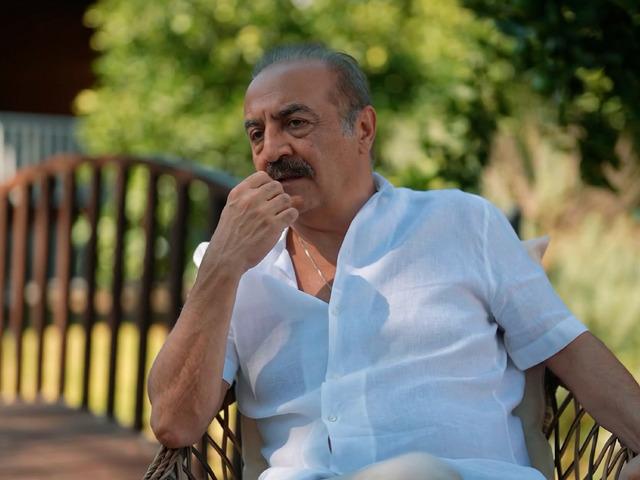 Yılmaz Erdoğan'dan Sırrı Süreyya Önder itirafı! Sözleri yürek burktu: "Onun gibisi bir daha gelmez"