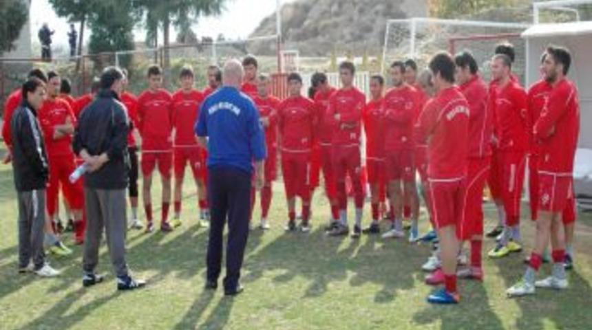Denizli Belediyespor, Sarıyer&rsquo;e hazırlanıyor