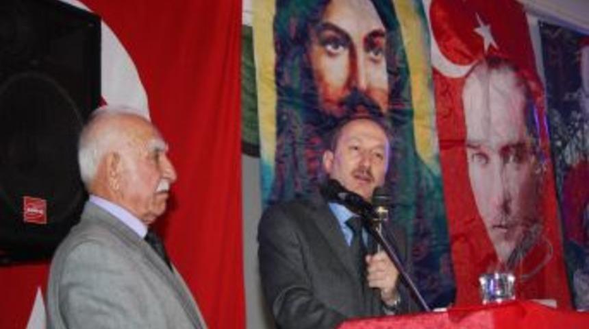 T&uuml;rkiye'de ve d&uuml;nyada Alevilik konferansında birlik ve beraberlik mesajları